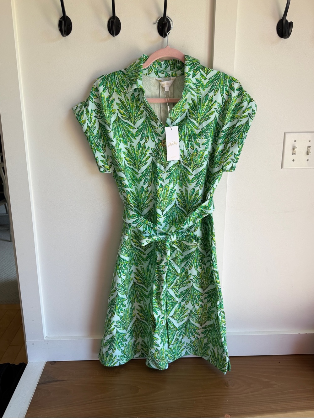 Lilly Pulitzer Green Leaf Print Short Sleeve Shirt Dress